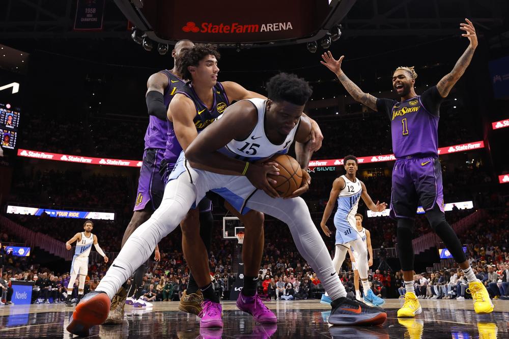 防守密集型 防守密集型